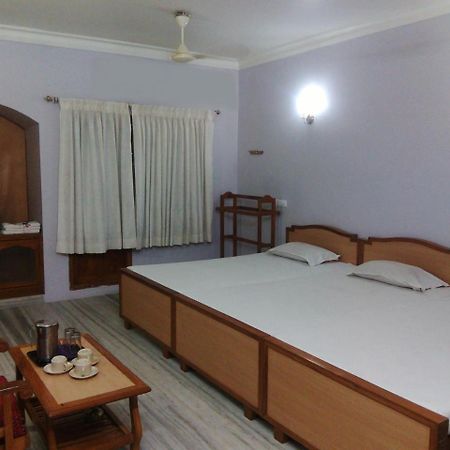 Hotel Sivamurugan Kanjakumari Kültér fotó